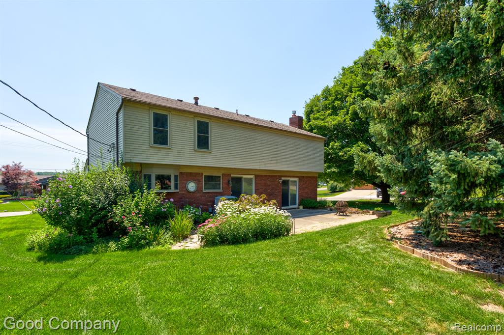 main property photo 63
