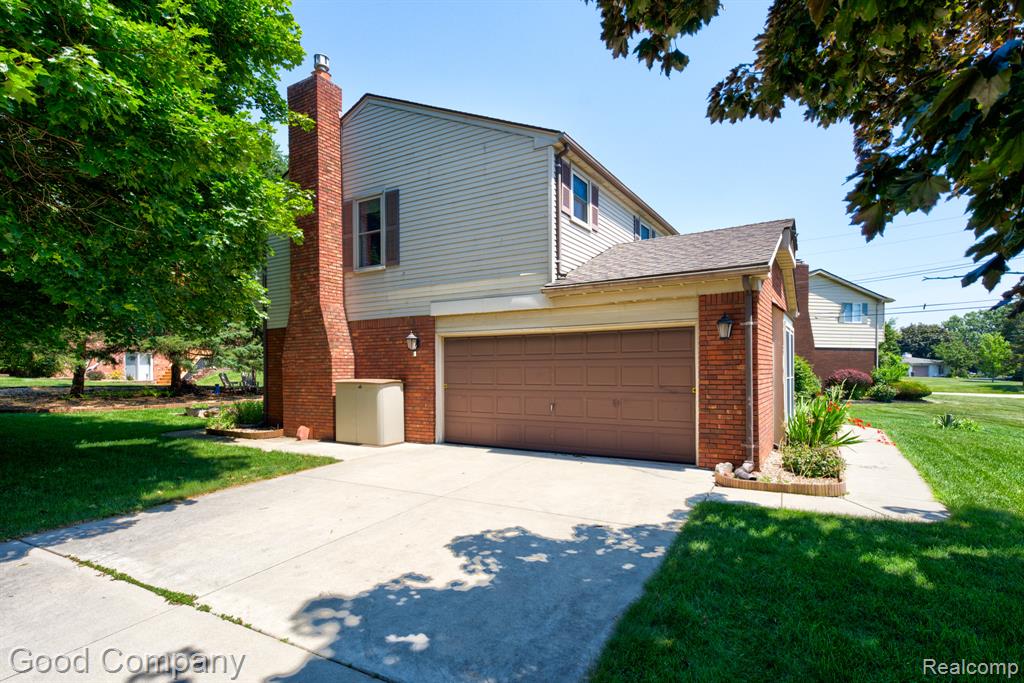 main property photo 71