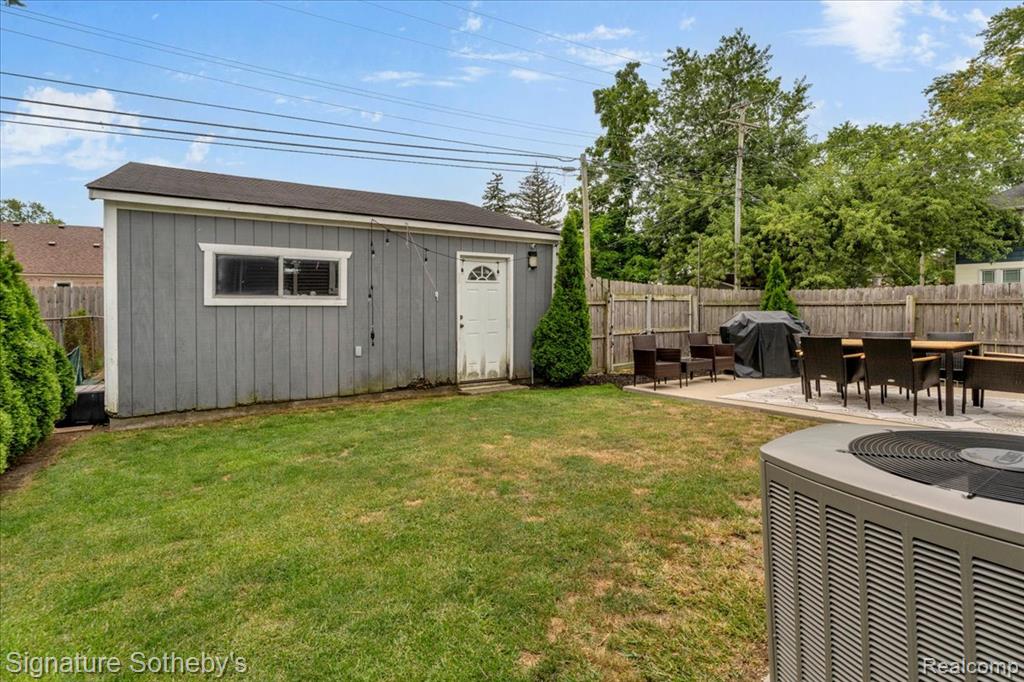 main property photo 21
