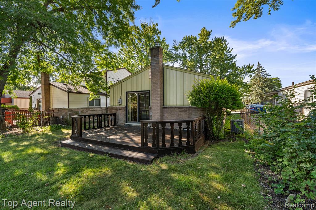 main property photo 25