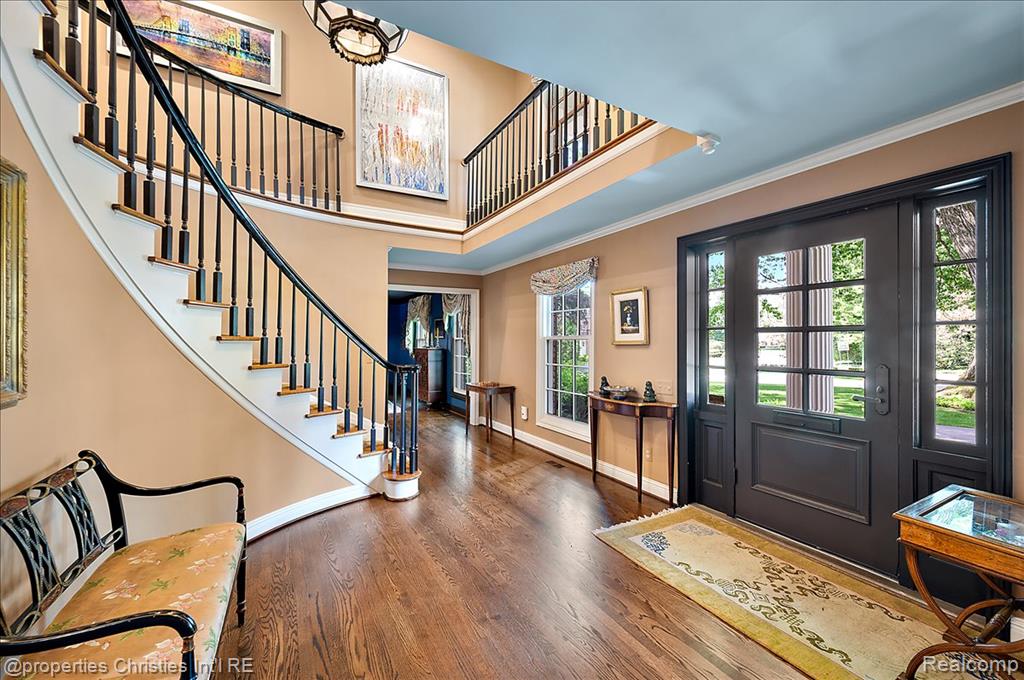 main property photo 12