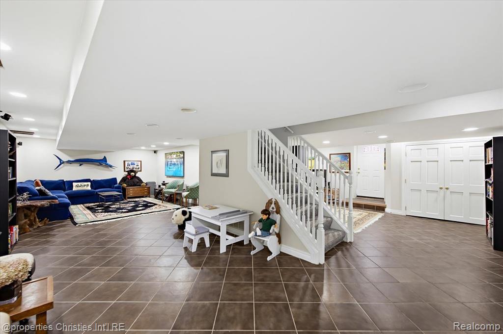 main property photo 52