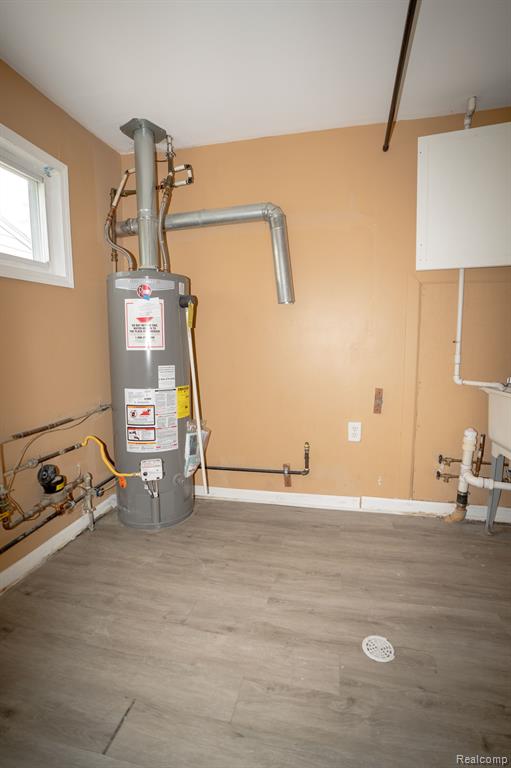 main property photo 13