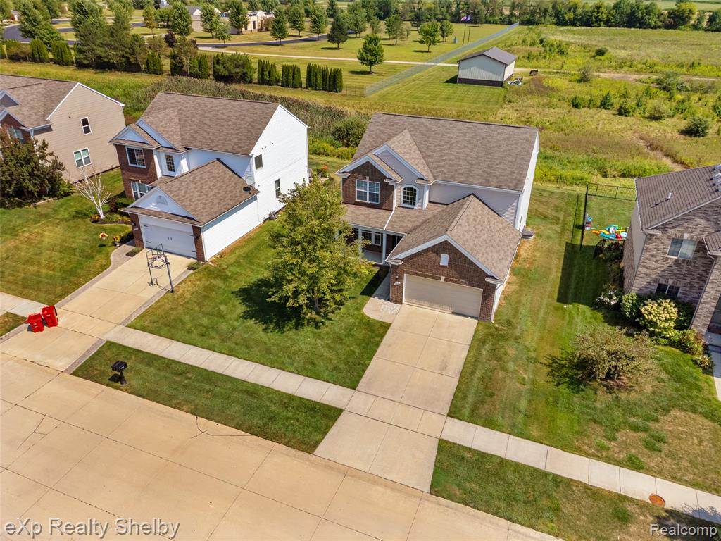 main property photo 61