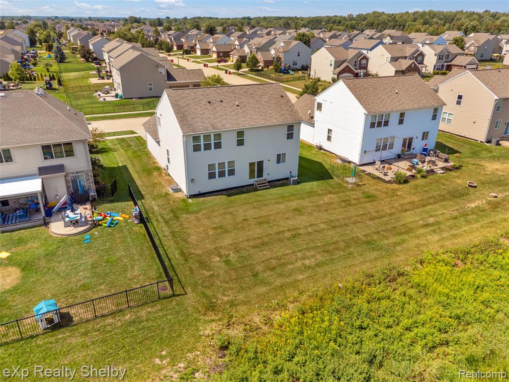 main property photo 65