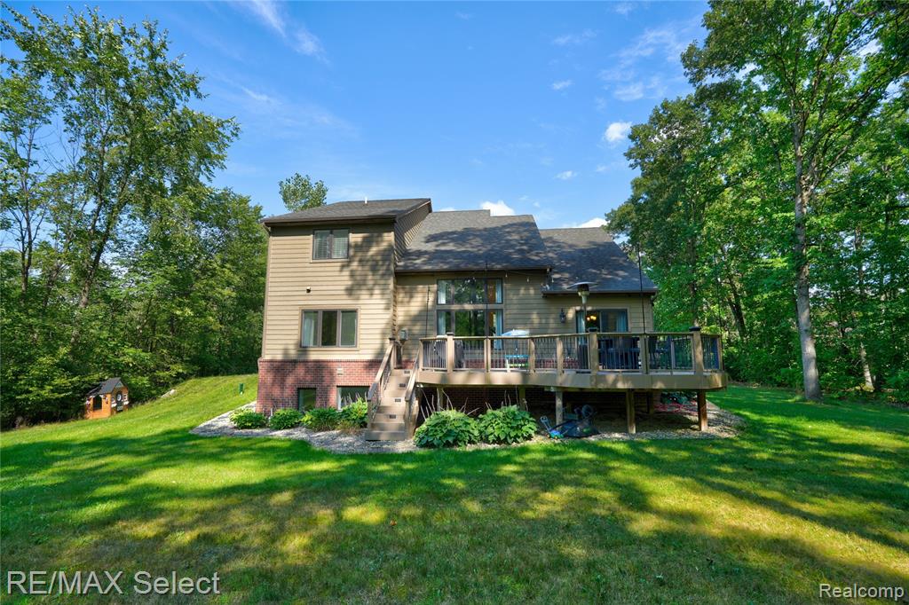 main property photo 5