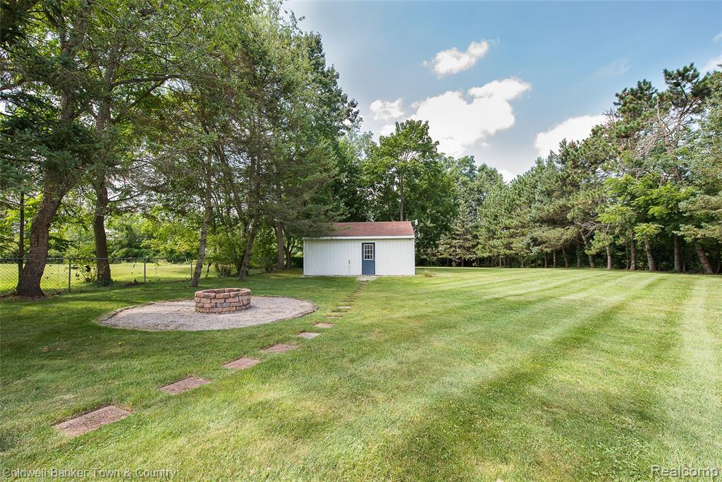 main property photo 26