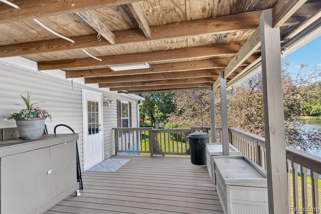 main property photo 41