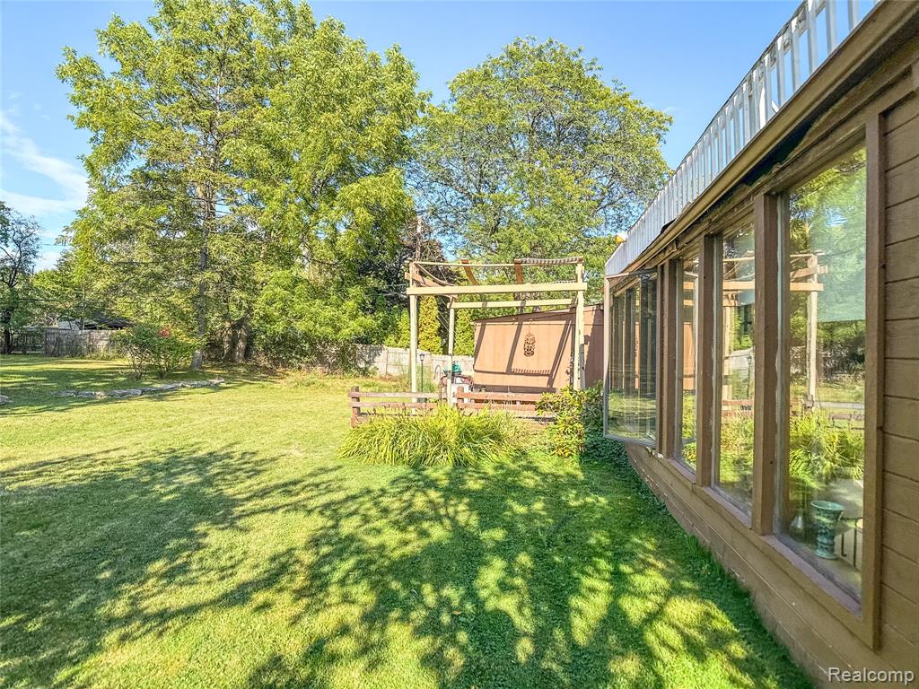 main property photo 12