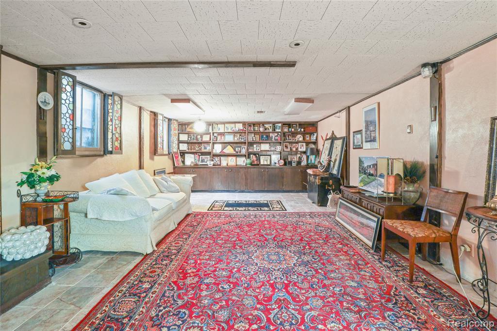 main property photo 66