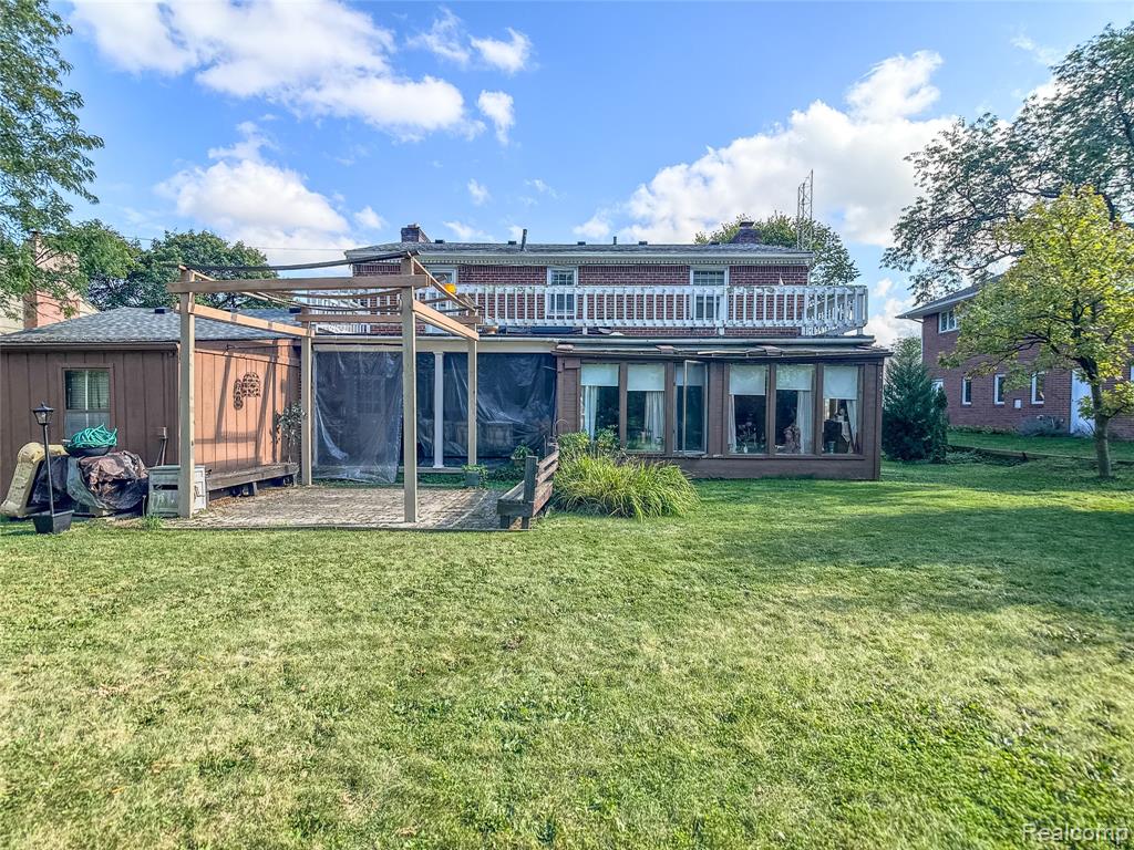 main property photo 9