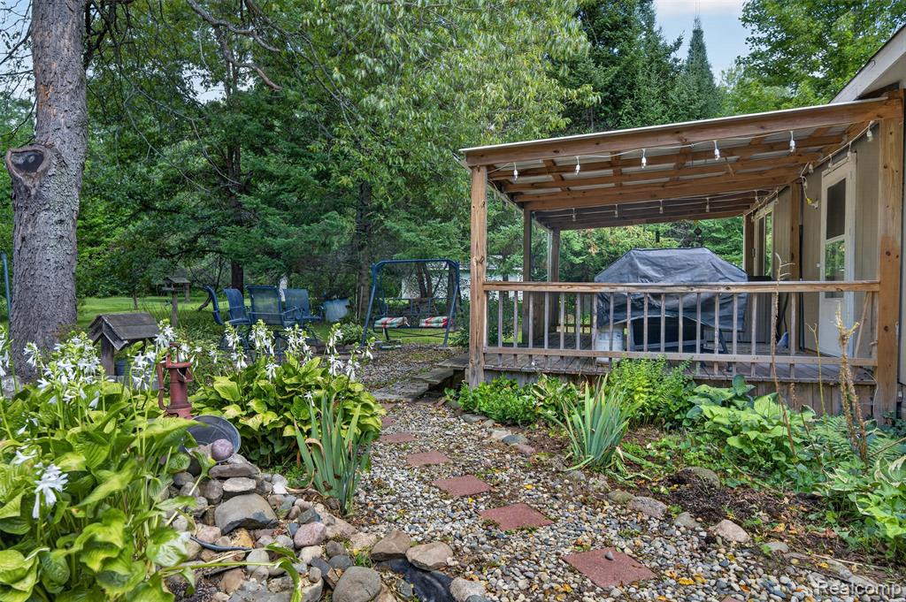 main property photo 45