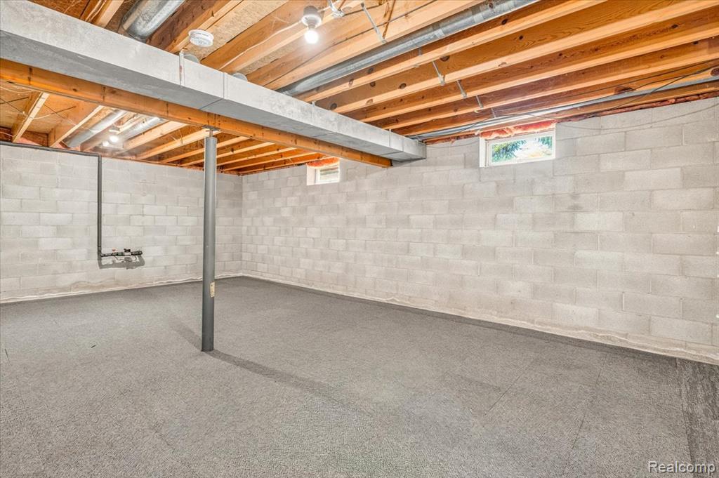 main property photo 61