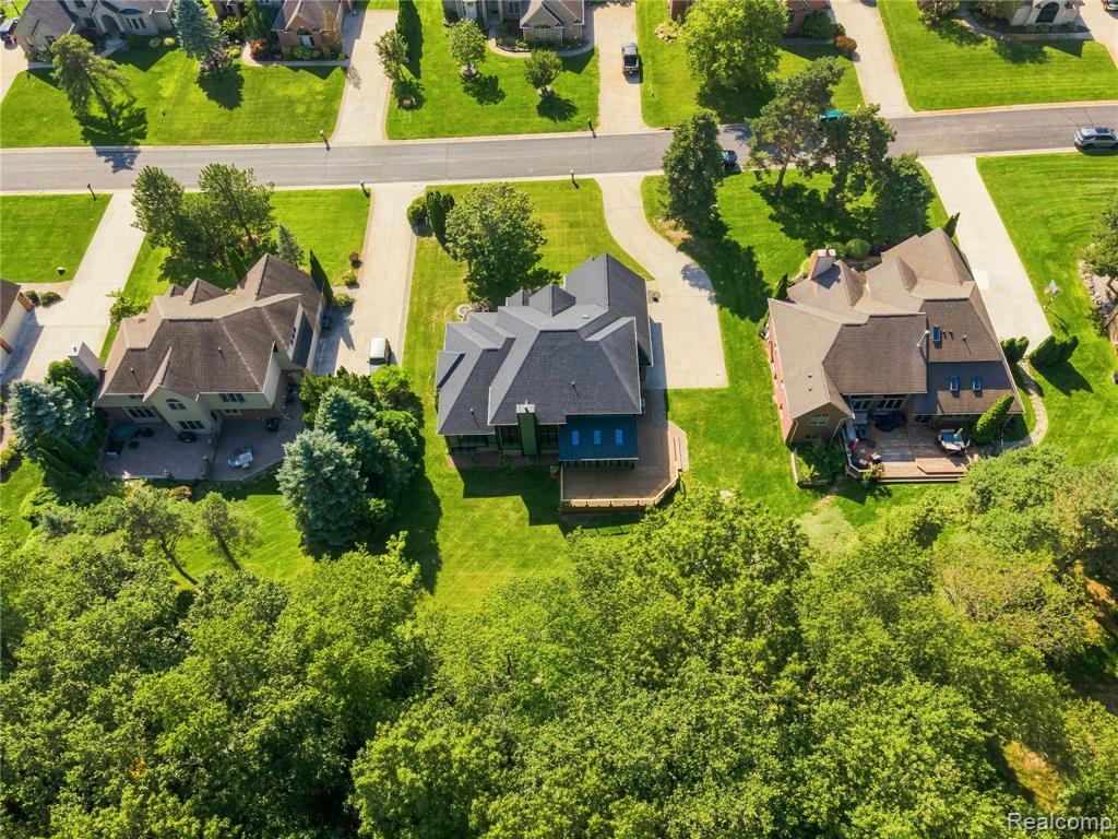 main property photo 74