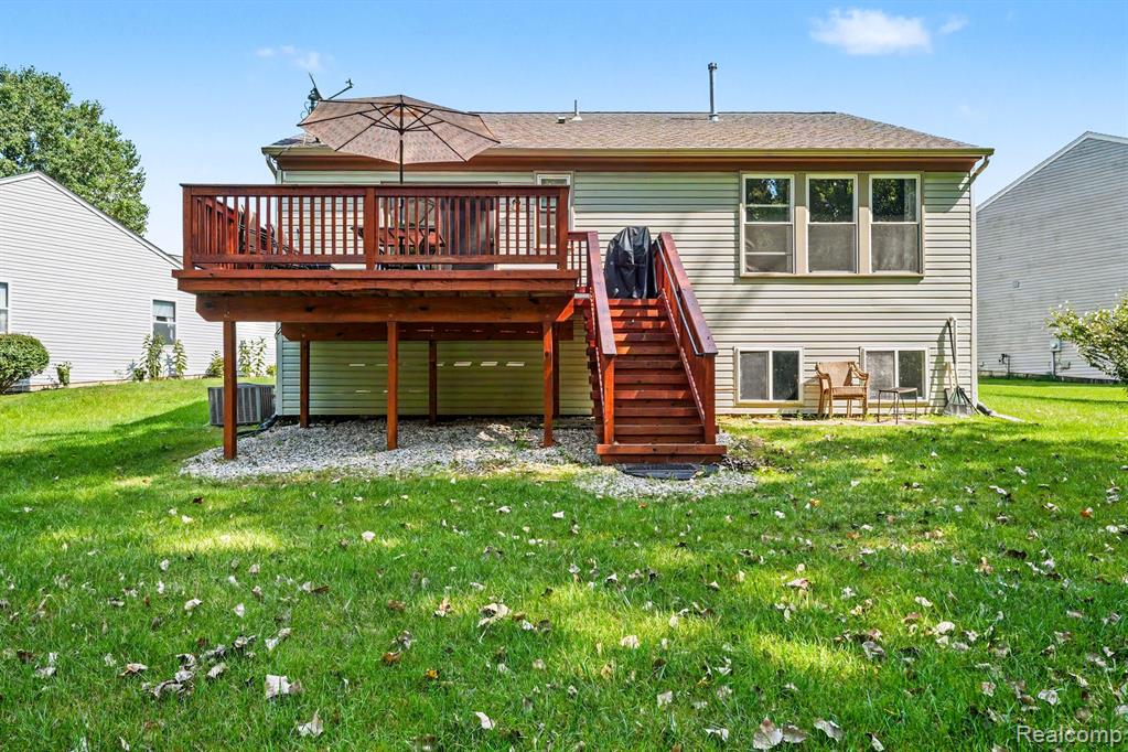 main property photo 22