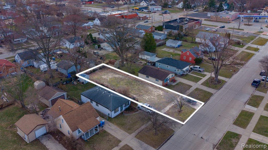 main property photo 5