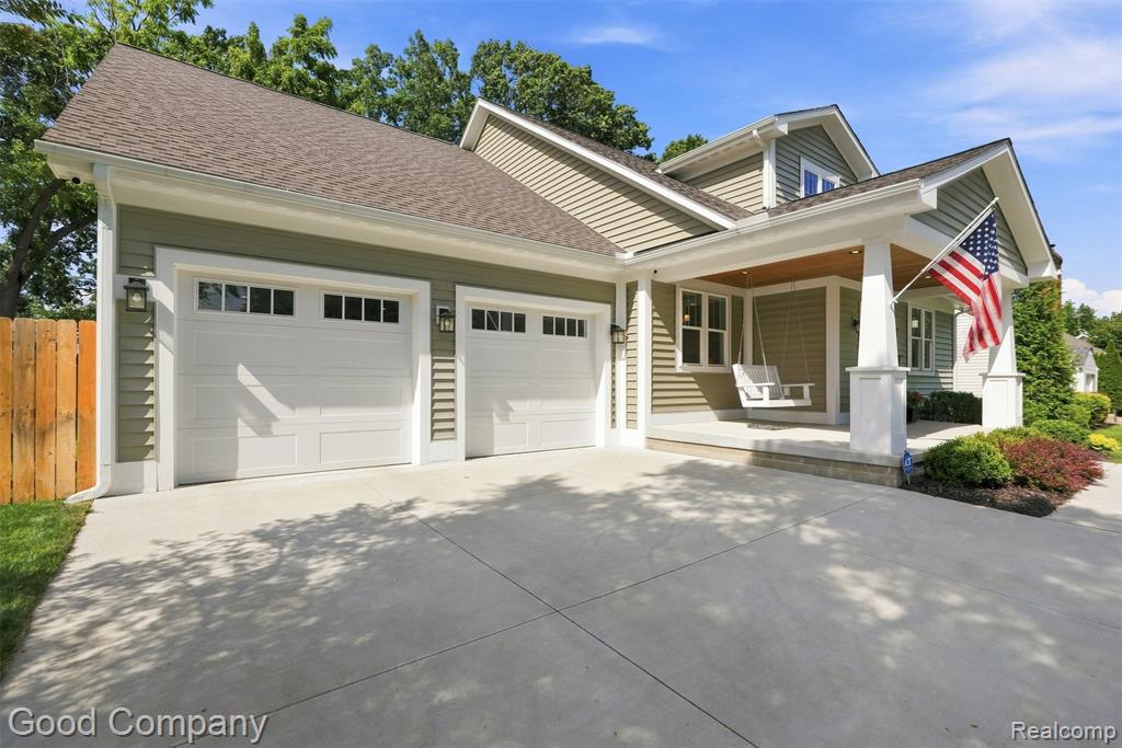 main property photo 68