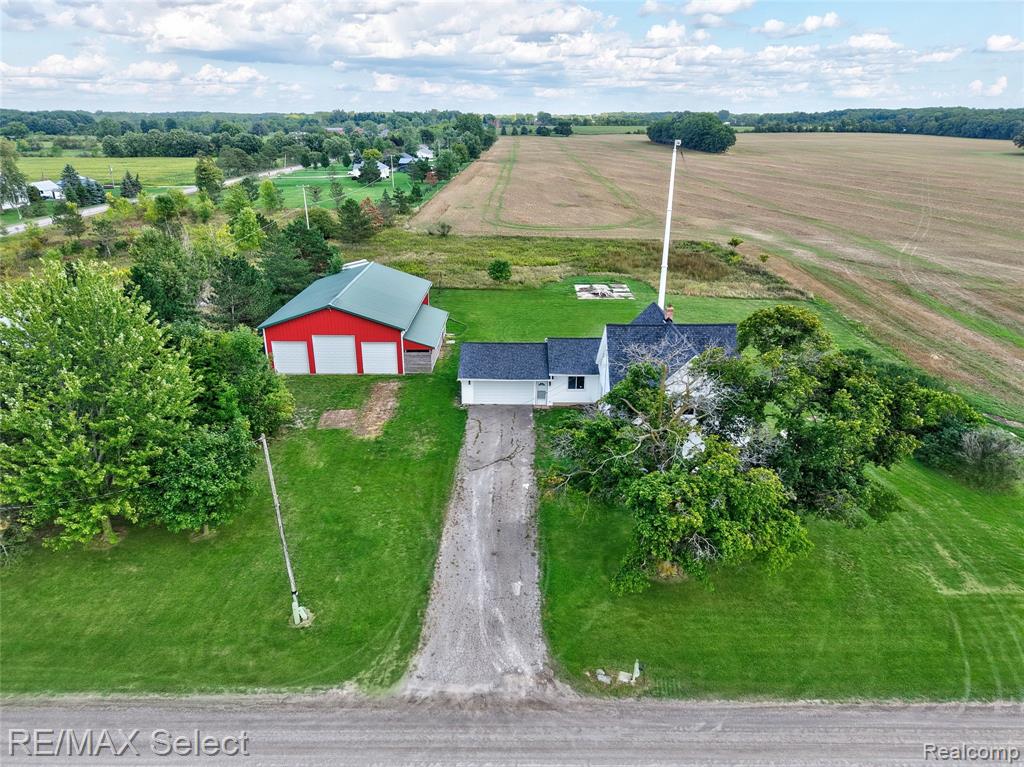 main property photo 29
