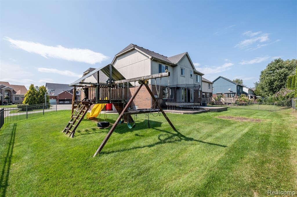 main property photo 57