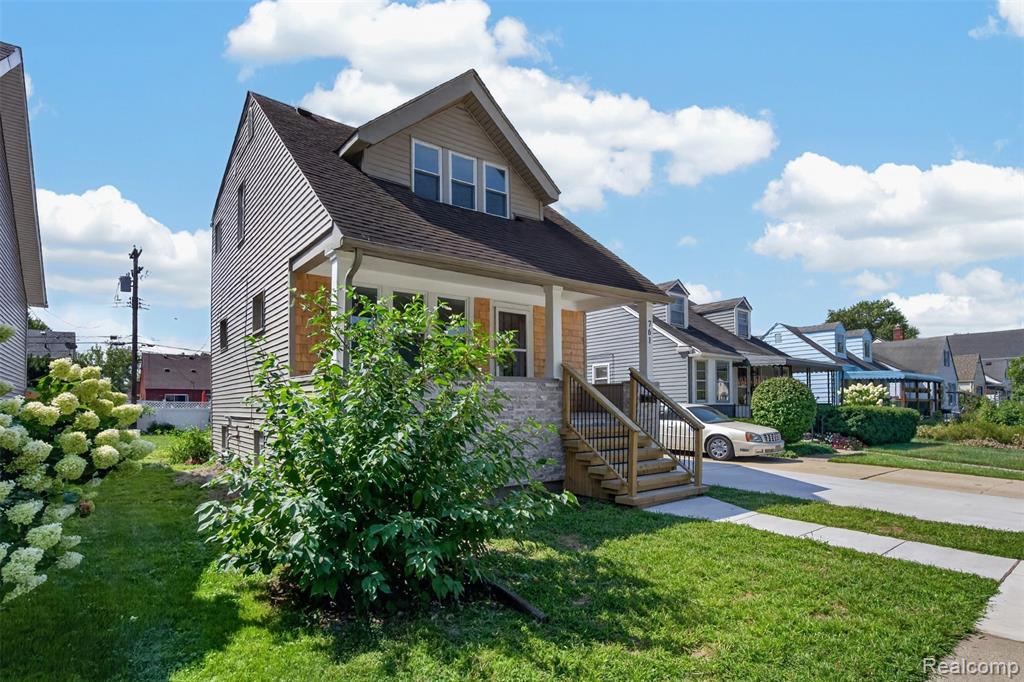main property photo 2