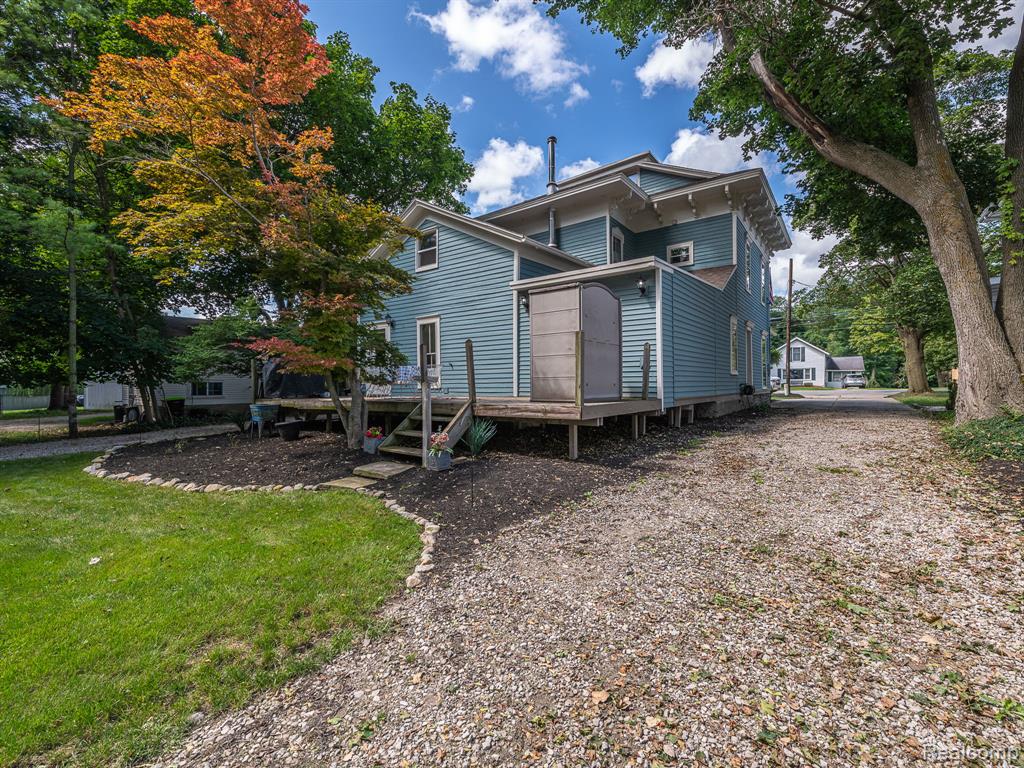 main property photo 51