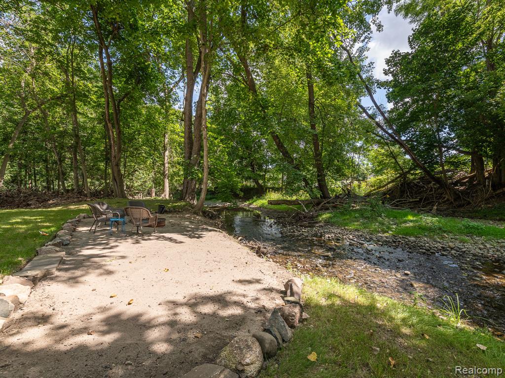 main property photo 56