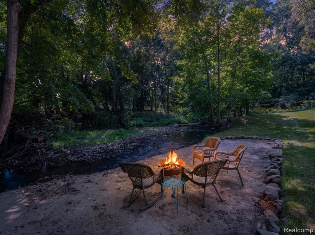 main property photo 58