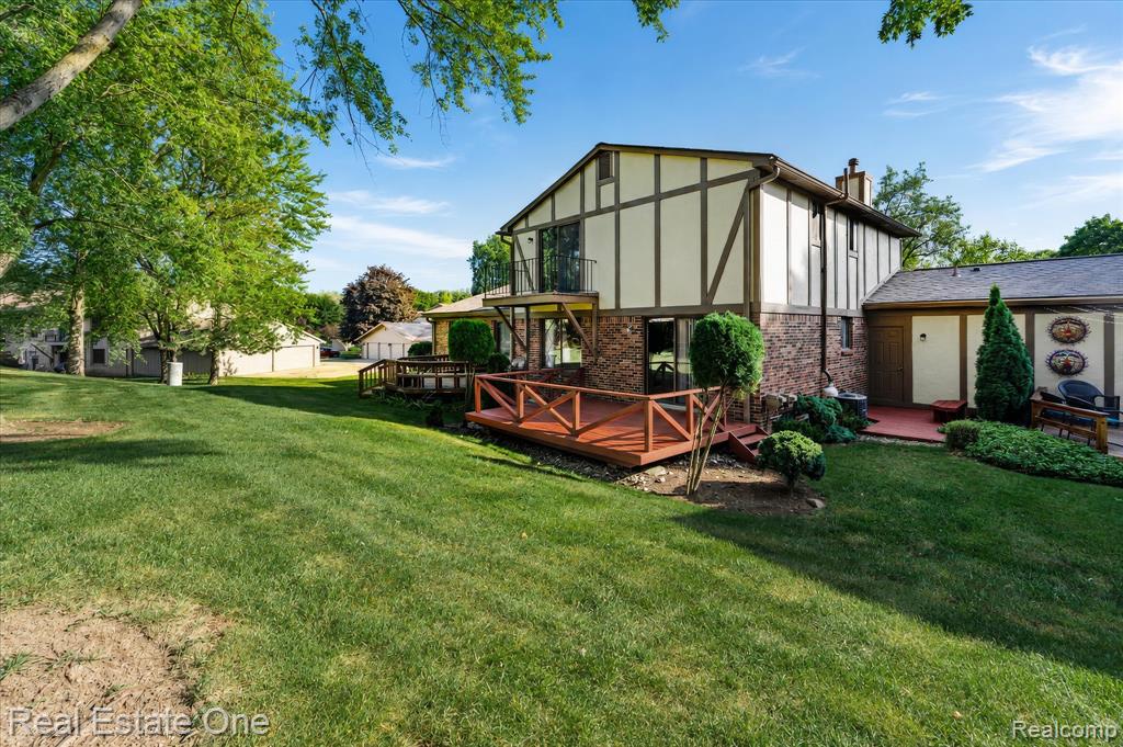 main property photo 39