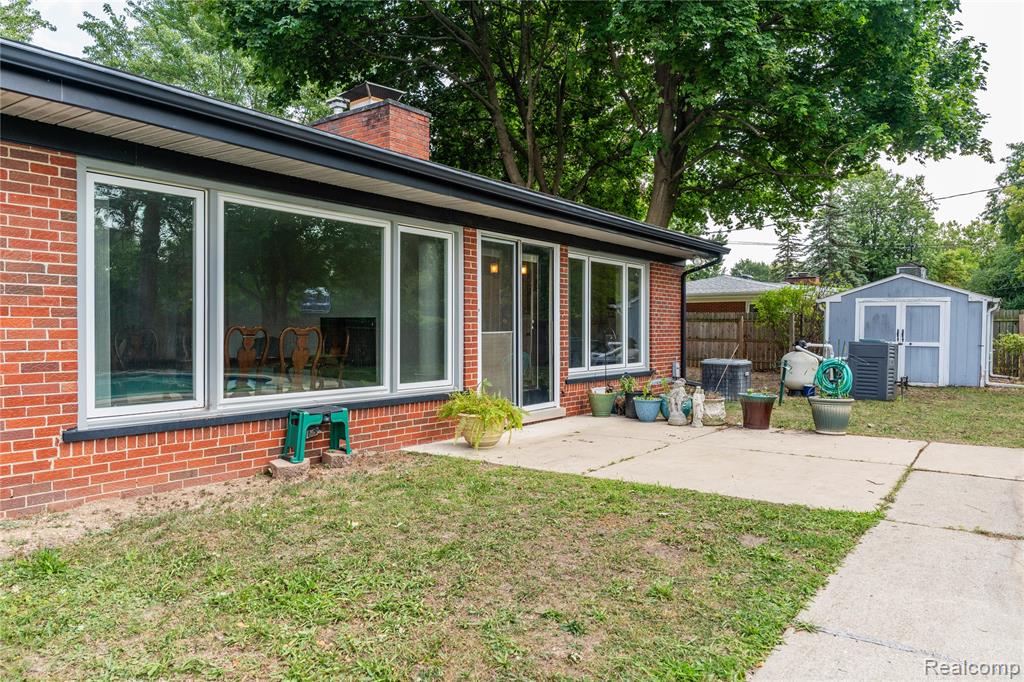 main property photo 29