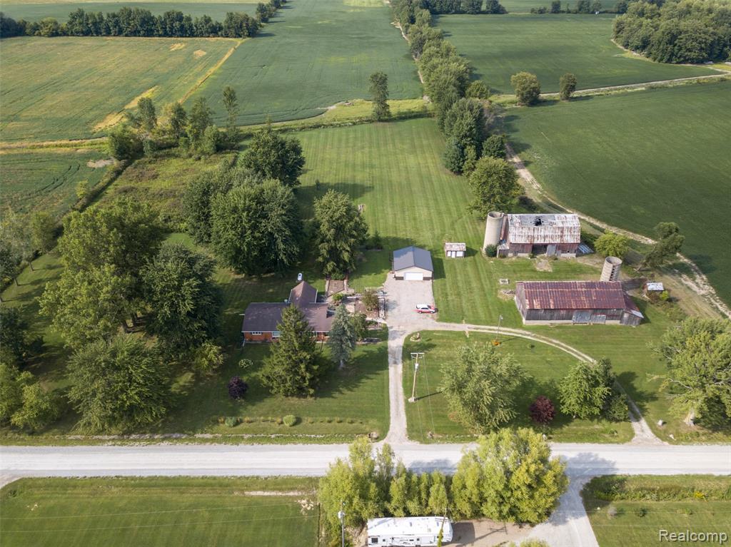 main property photo 24