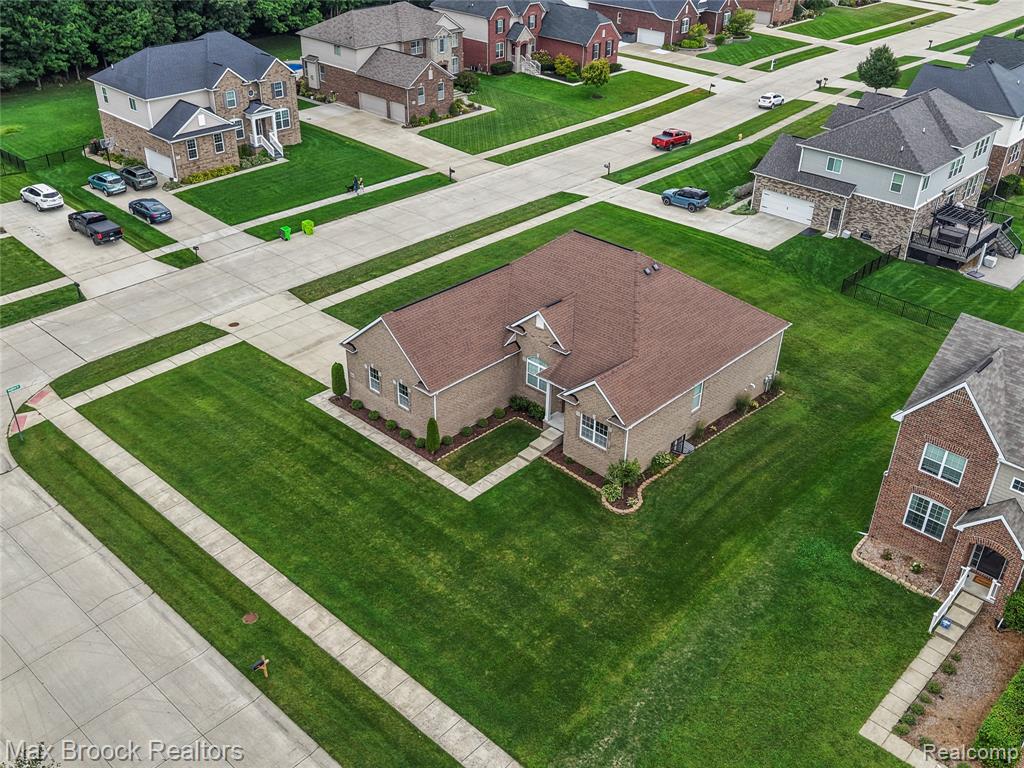 main property photo 44