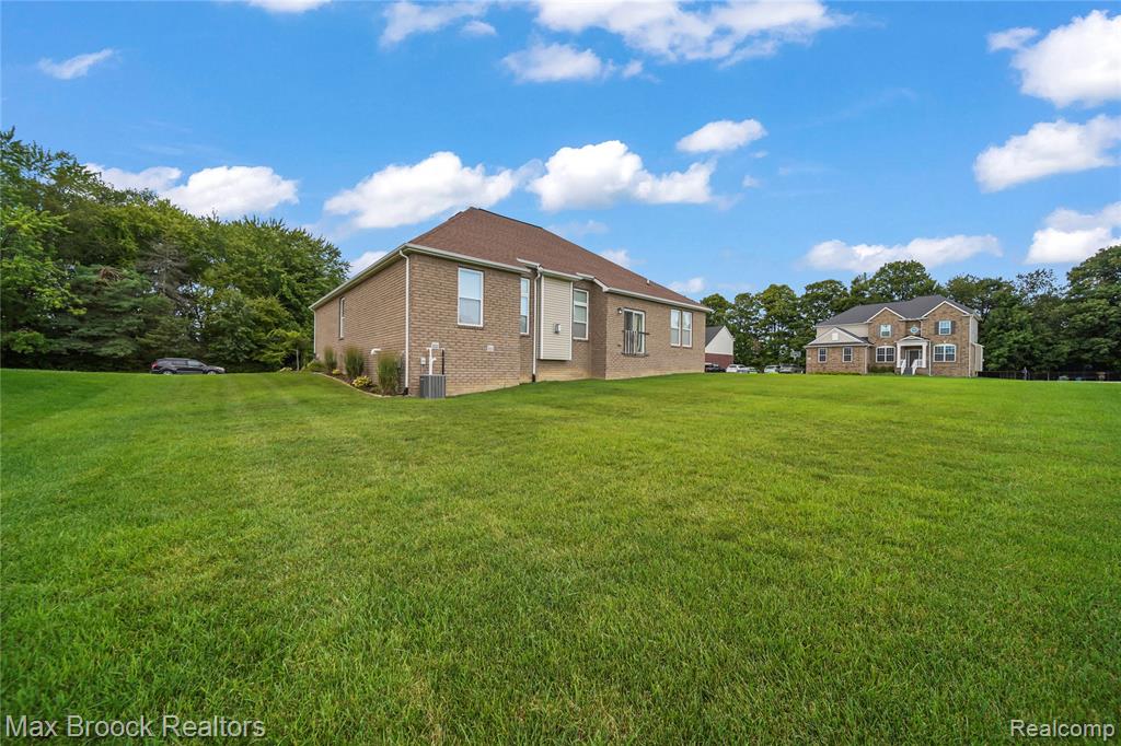 main property photo 53