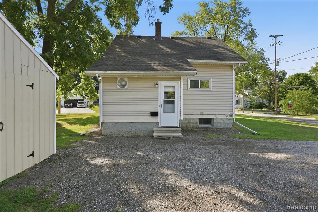 main property photo 36