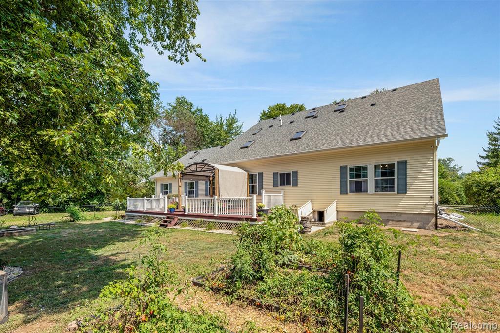 main property photo 58