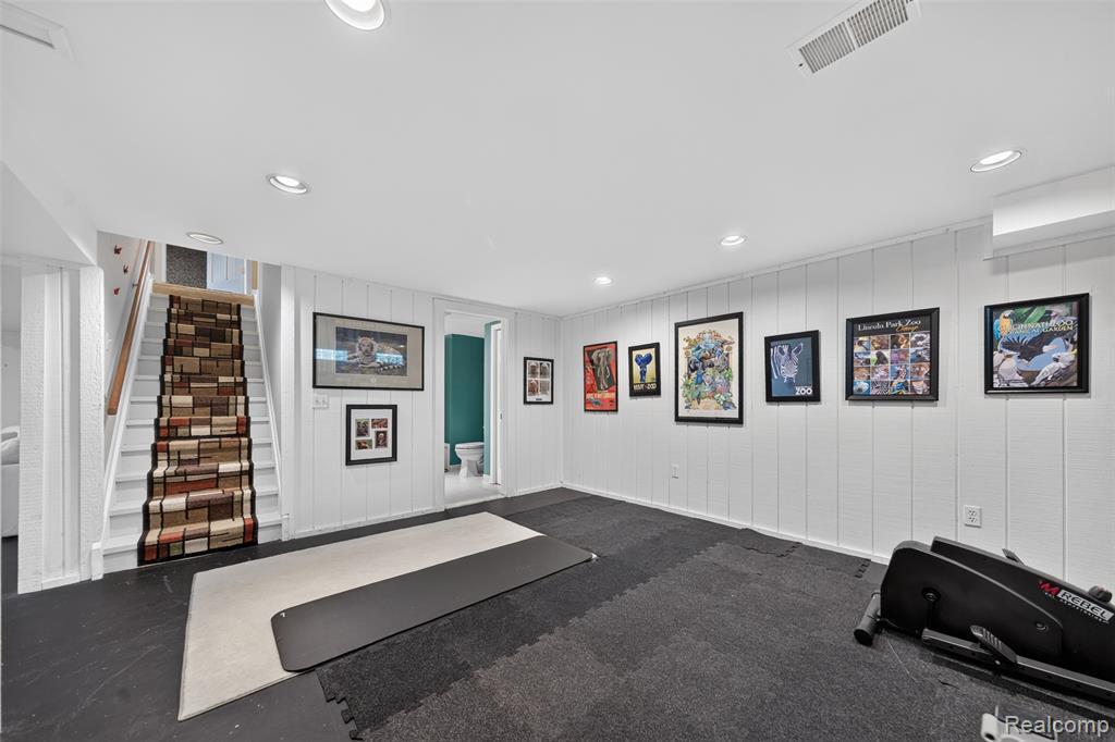 main property photo 63