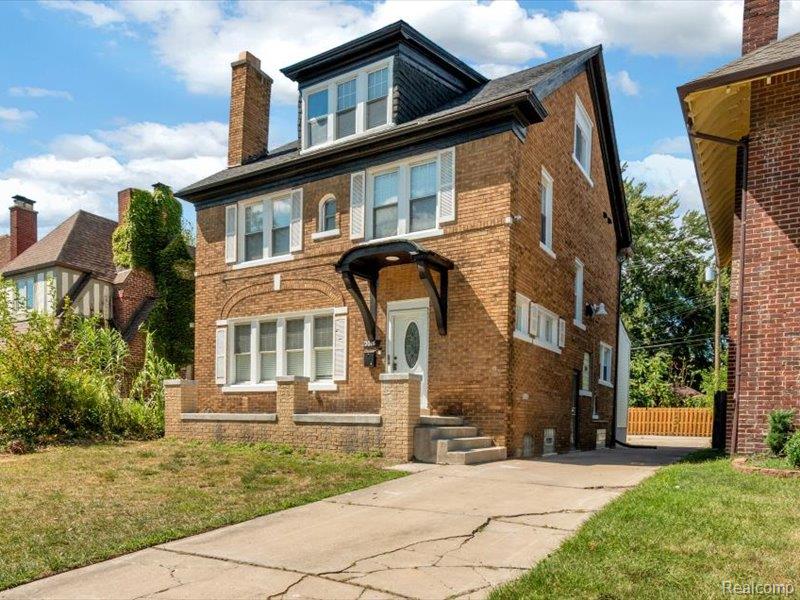 main property photo 2