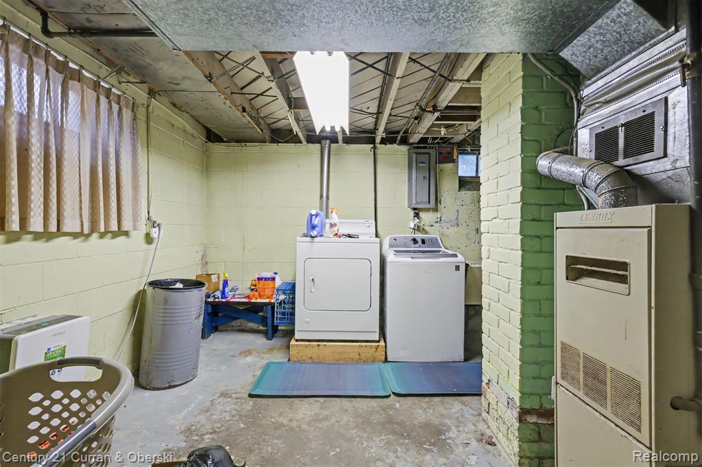 main property photo 12