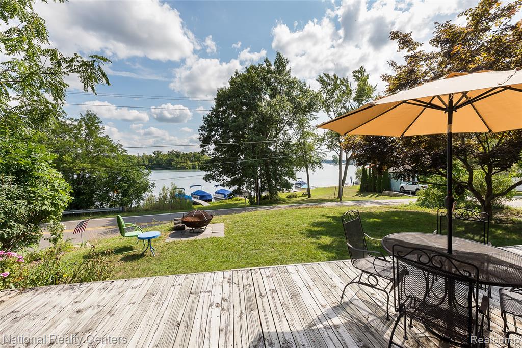 main property photo 16