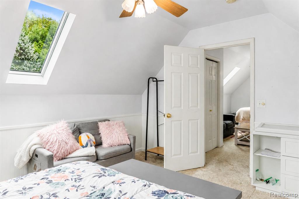 main property photo 49