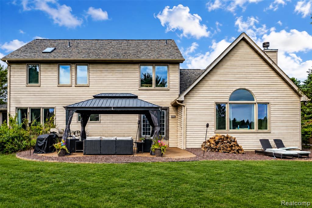 main property photo 58