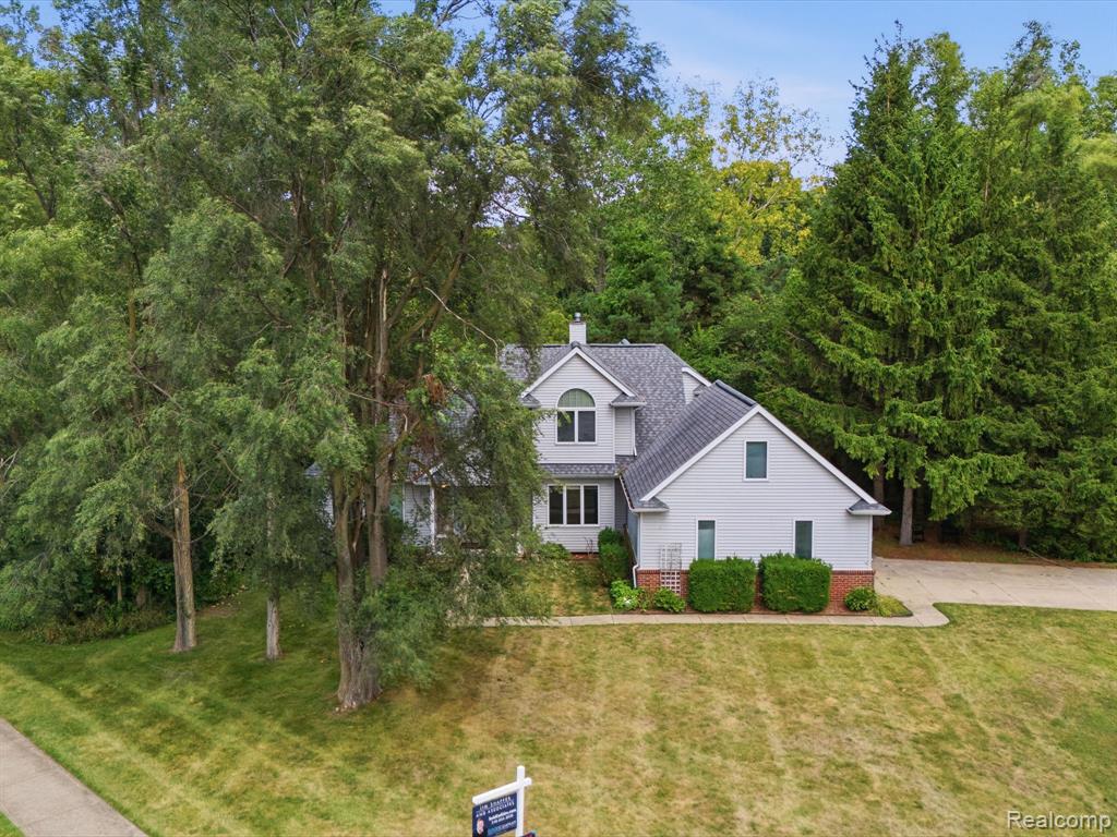 main property photo 4