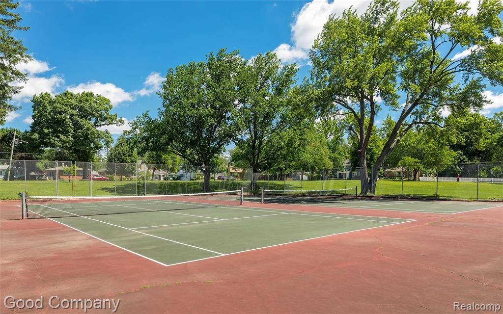 main property photo 46