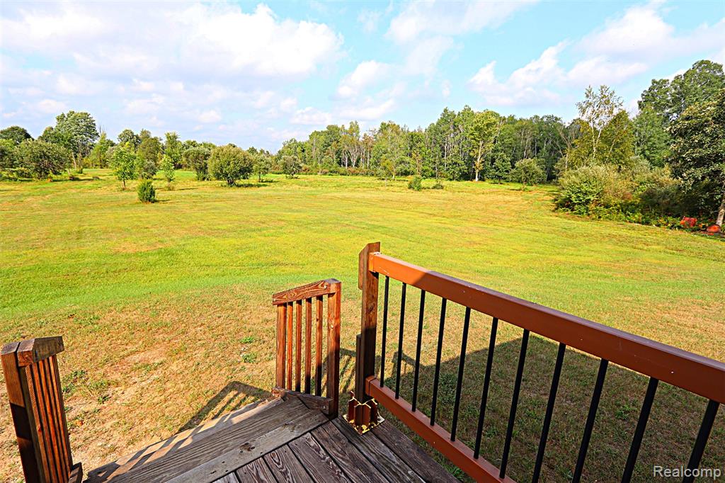 main property photo 34