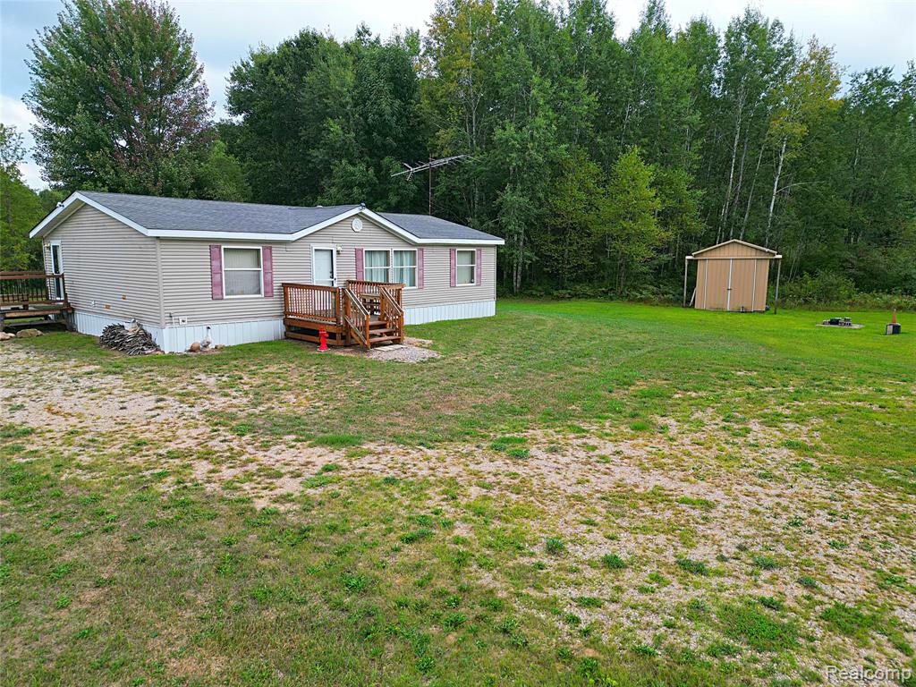 main property photo 36