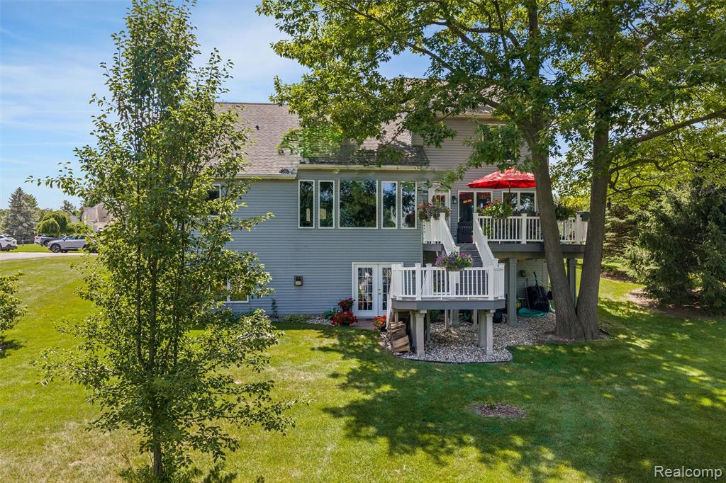 main property photo 16