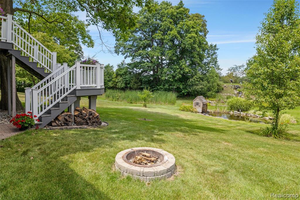 main property photo 4