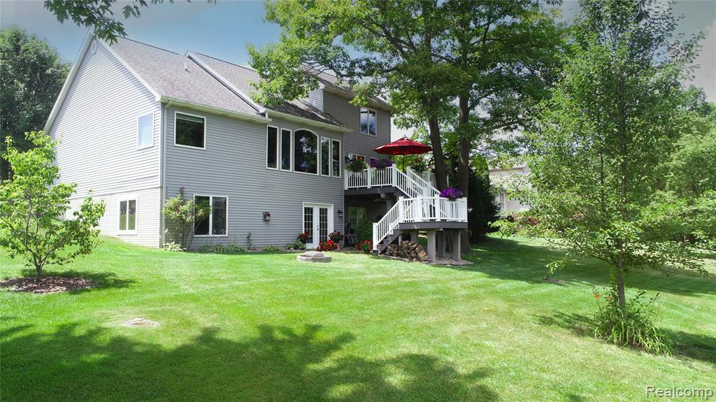 main property photo 5
