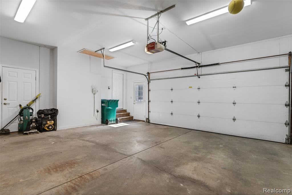 main property photo 76