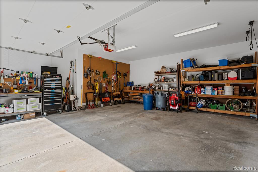 main property photo 77