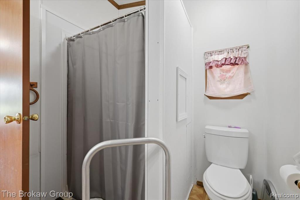 main property photo 31